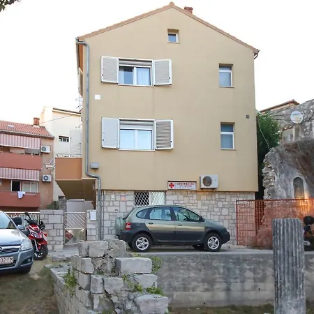 Apartments&rooms Andrea 2 * Zadar