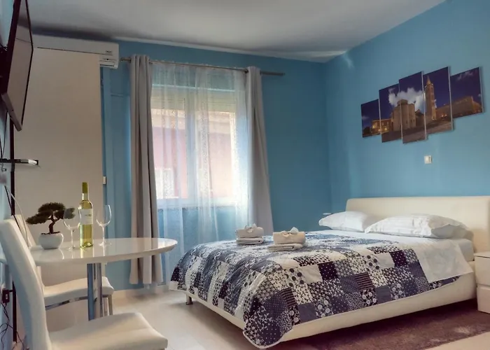 Πανσιόν & Andrea 2 Ζαντάρ