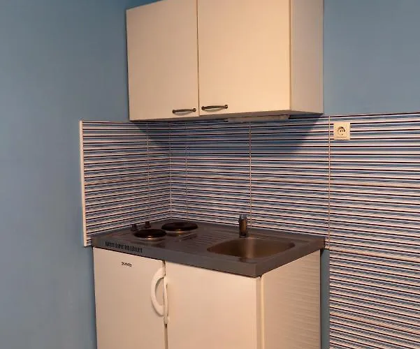 Πανσιόν & Andrea 2 Ζαντάρ